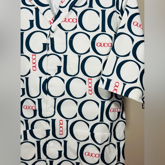 GUCCI LOGO BOWLING SHIRT SS24 IN WHITE !!! ( READ DESCRIPTION ) - Picture 2 of 3